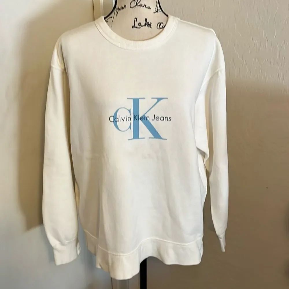 Vintage Calvin Klein White Graphic Pullover Sweatshirt